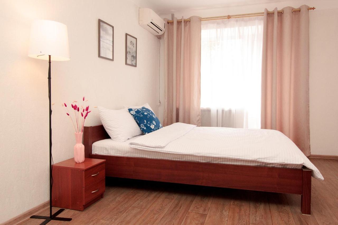 Apartment On Sobornyi Avenue 61 Oleksandriia ภายนอก รูปภาพ