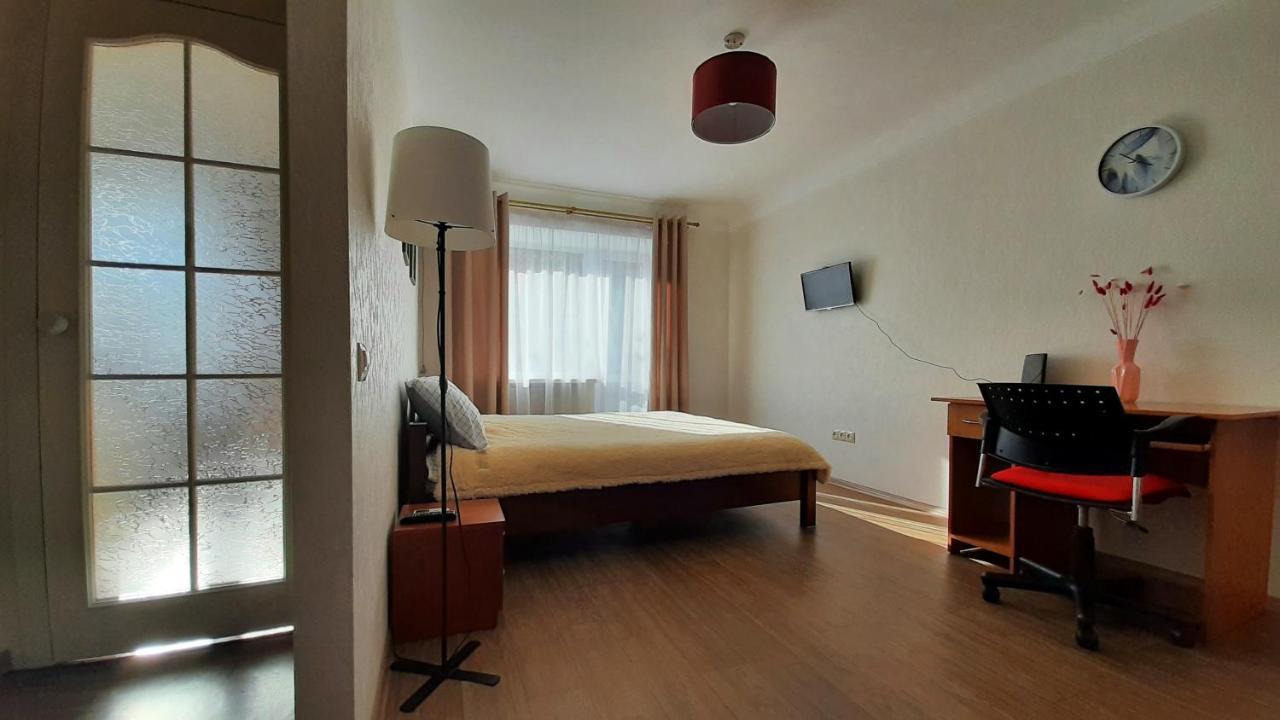 Apartment On Sobornyi Avenue 61 Oleksandriia ภายนอก รูปภาพ